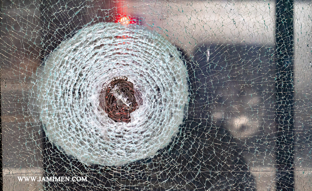 شیشه ضد گلوله