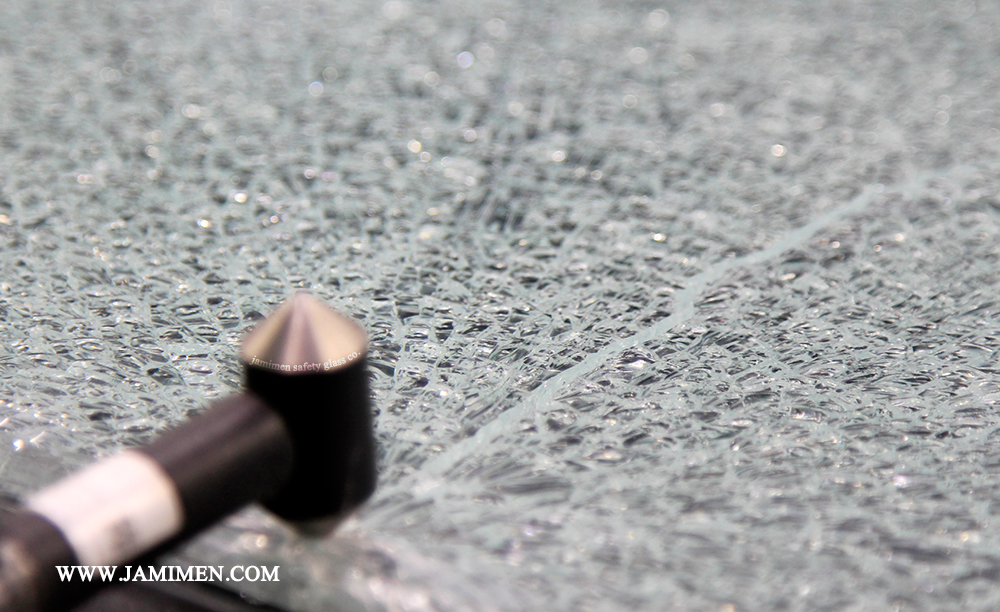 شیشه سکوریت ساختمانی